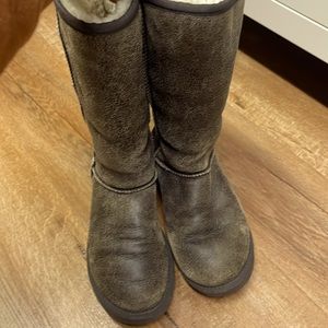 Ugg leather boots